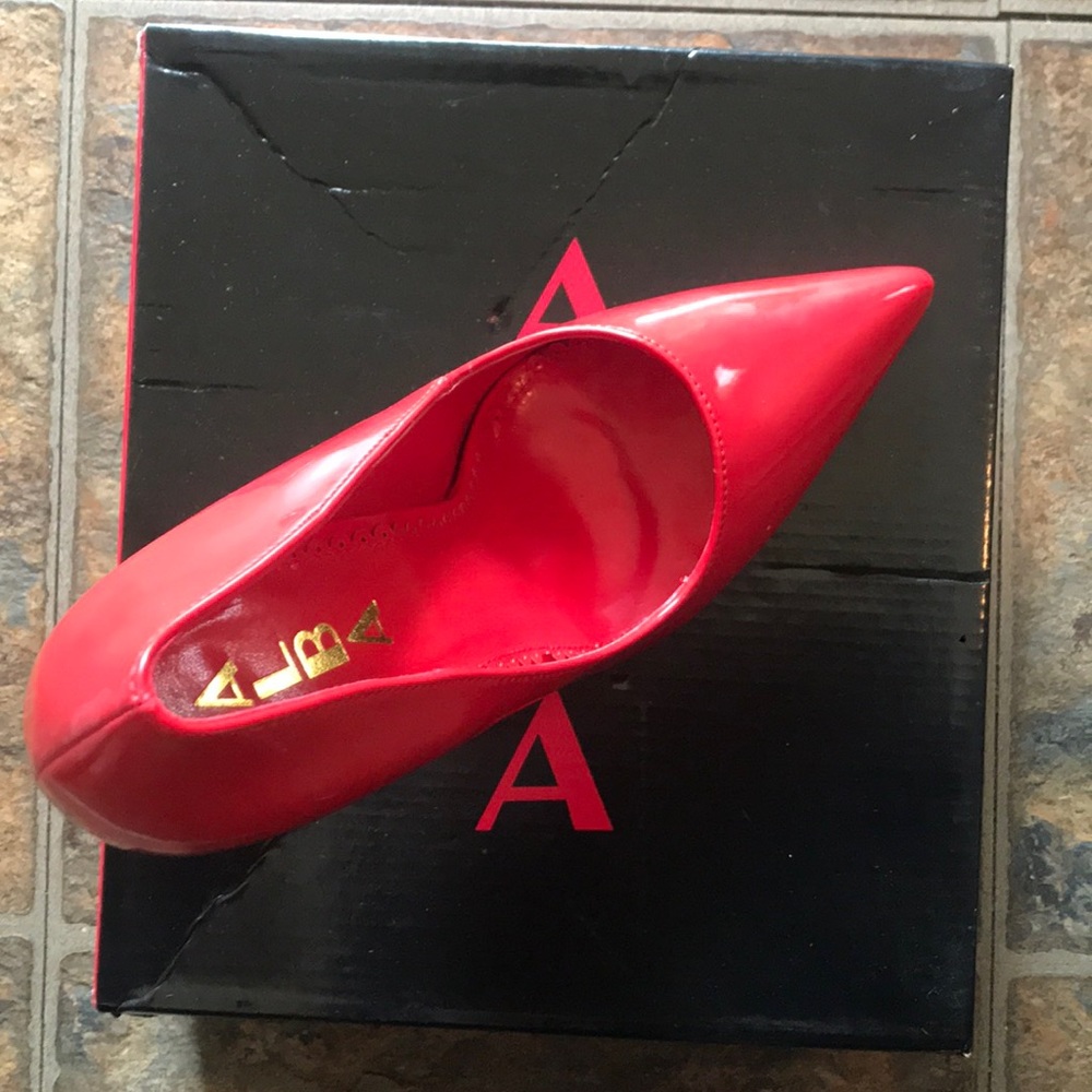 Alba Ricky Red Heel - Picture 2 of 2